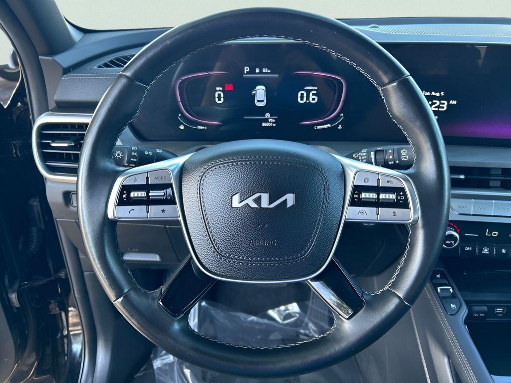 used 2023 Kia Telluride car, priced at $30,900