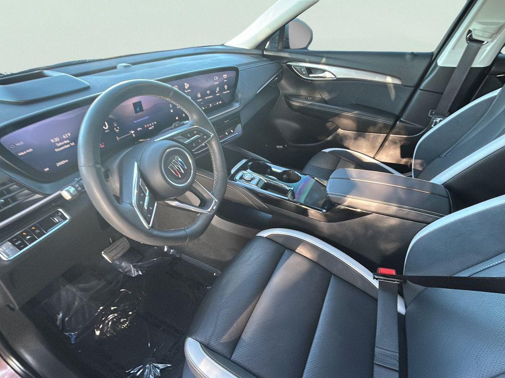 used 2025 Buick Envision car, priced at $31,000