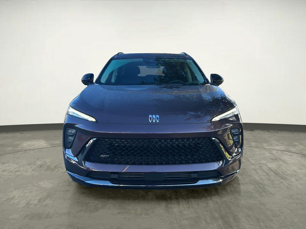 used 2025 Buick Envision car, priced at $31,000