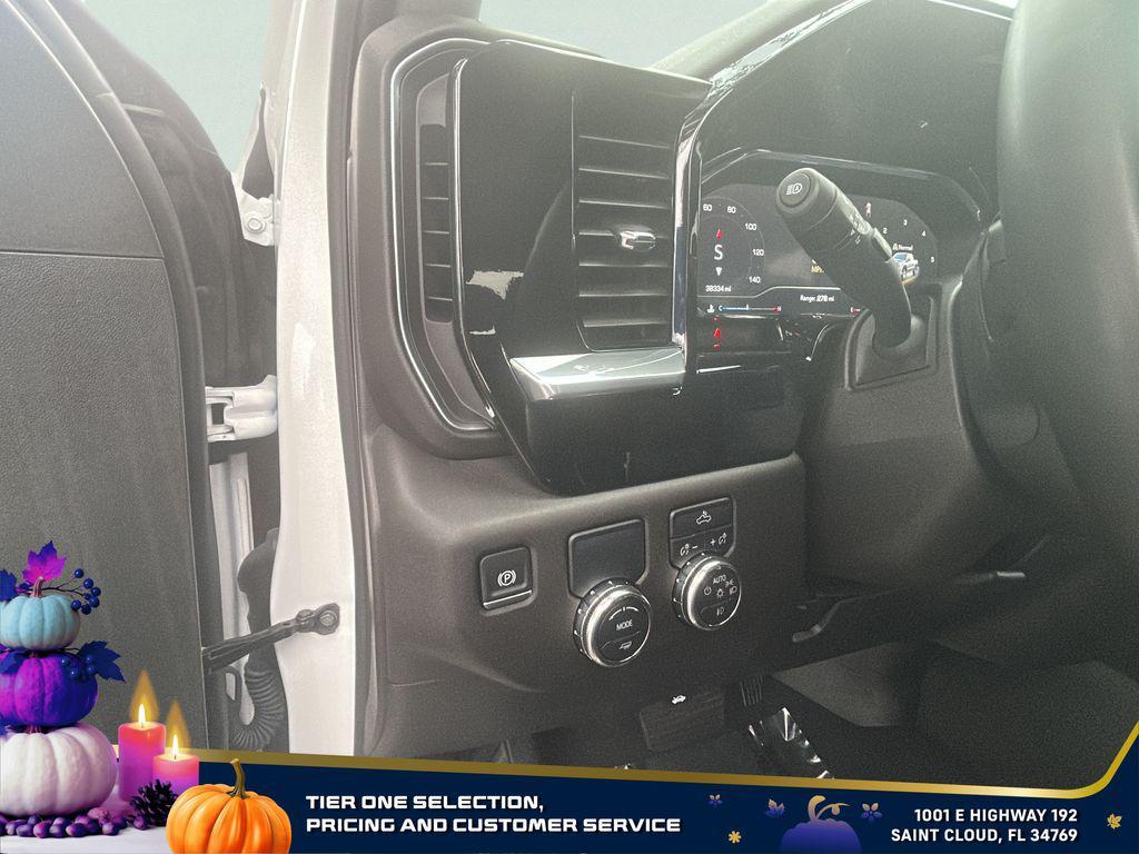 used 2025 GMC Sierra 1500 car, priced at $36,900