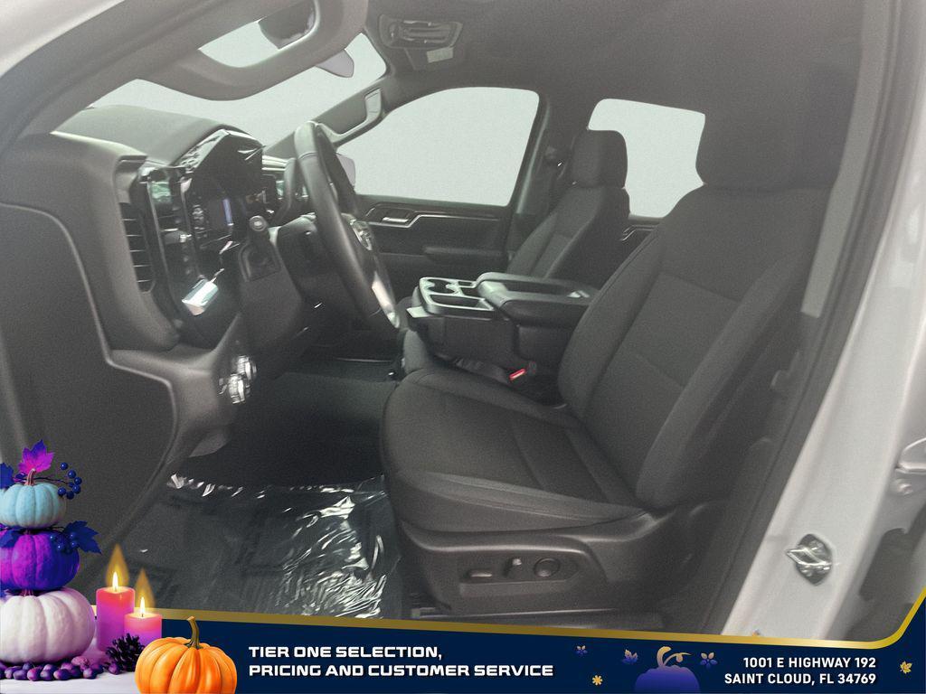 used 2025 GMC Sierra 1500 car, priced at $36,900