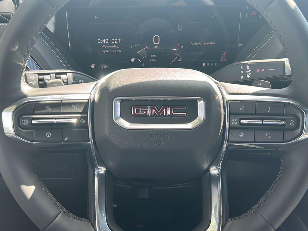 new 2025 GMC Yukon XL car, priced at $69,731