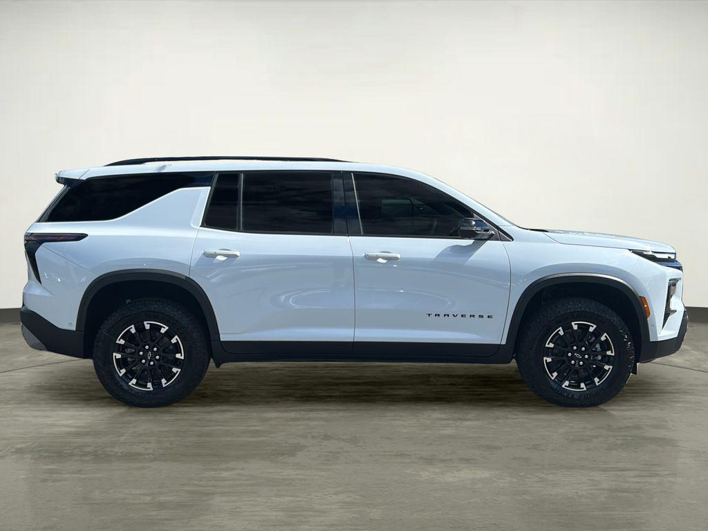 new 2026 Chevrolet Traverse car, priced at $57,375