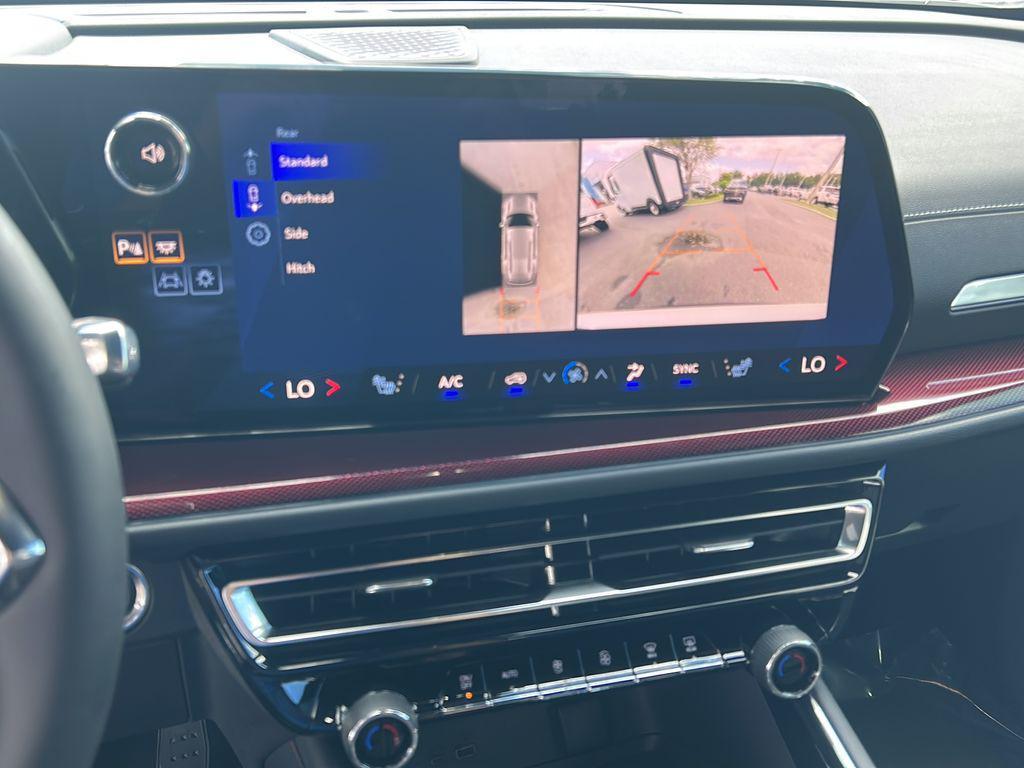 new 2026 Chevrolet Traverse car, priced at $57,375