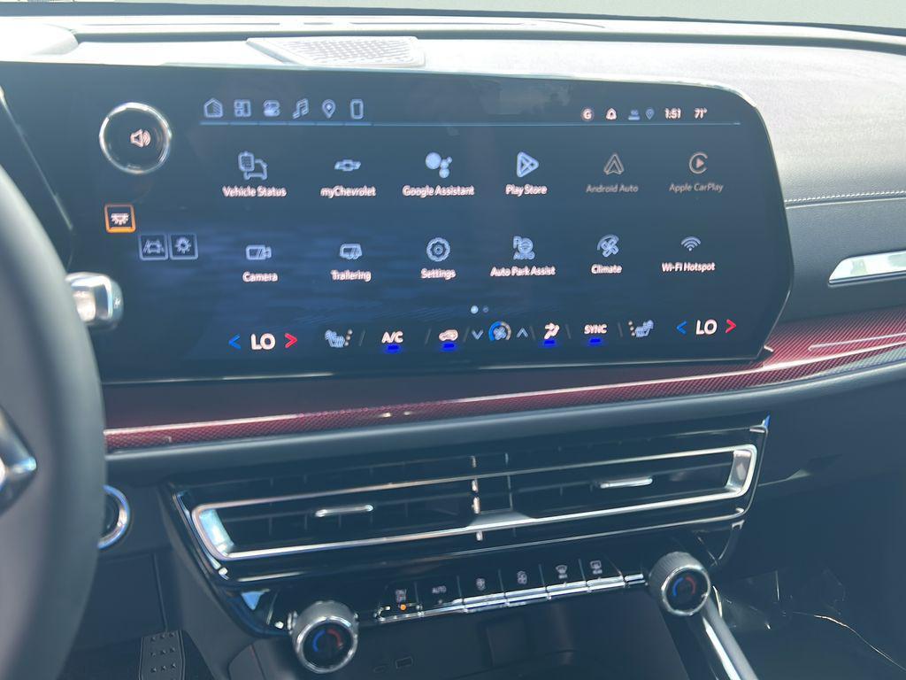 new 2026 Chevrolet Traverse car, priced at $57,375