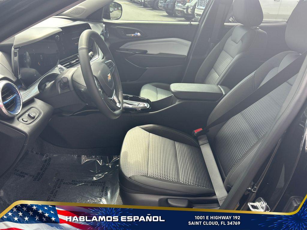 new 2025 Chevrolet Trax car, priced at $25,775