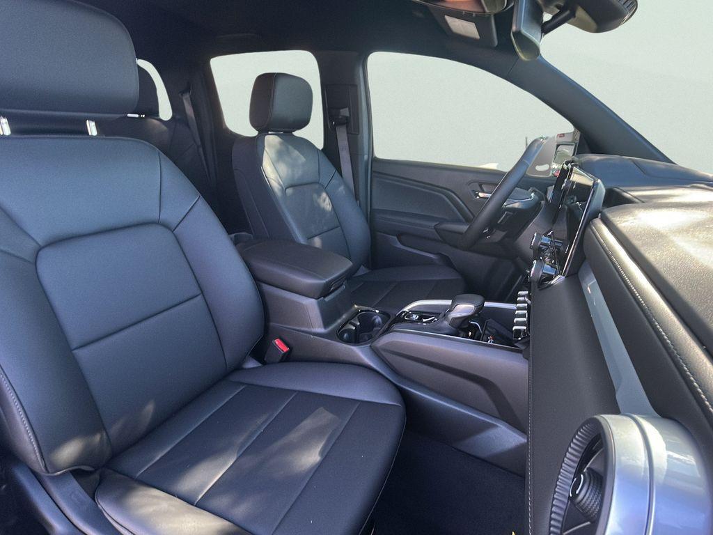 new 2025 Chevrolet Colorado car, priced at $37,395