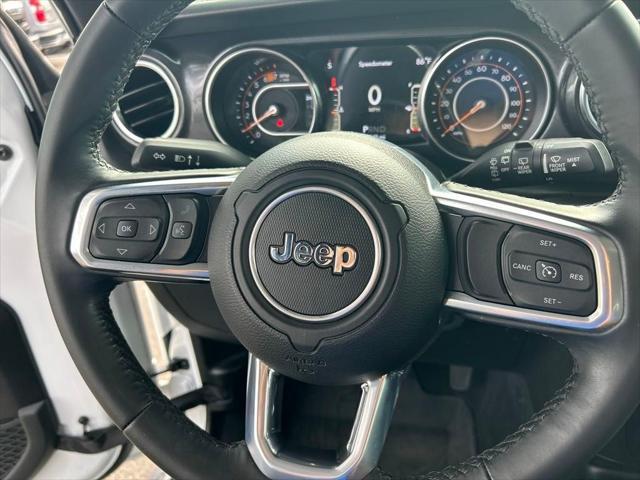 used 2020 Jeep Wrangler Unlimited car, priced at $31,112