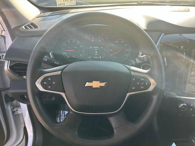 used 2020 Chevrolet Traverse car, priced at $19,684