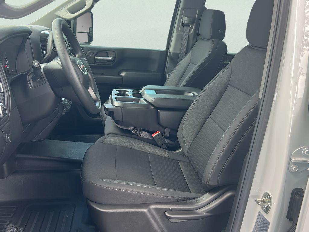 used 2025 GMC Sierra 2500 car, priced at $51,662