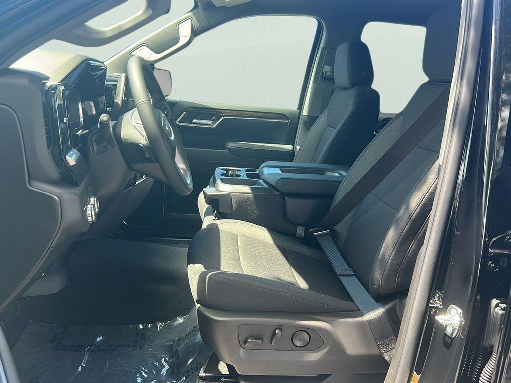 new 2026 GMC Sierra 1500 car, priced at $45,890