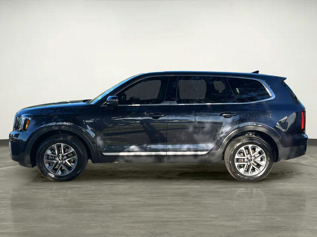 used 2025 Kia Telluride car, priced at $34,122