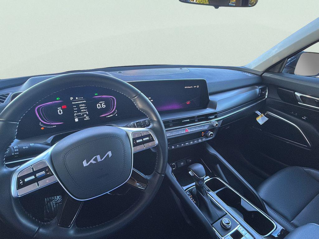 used 2025 Kia Telluride car, priced at $34,122