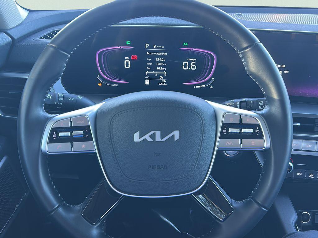 used 2025 Kia Telluride car, priced at $34,122