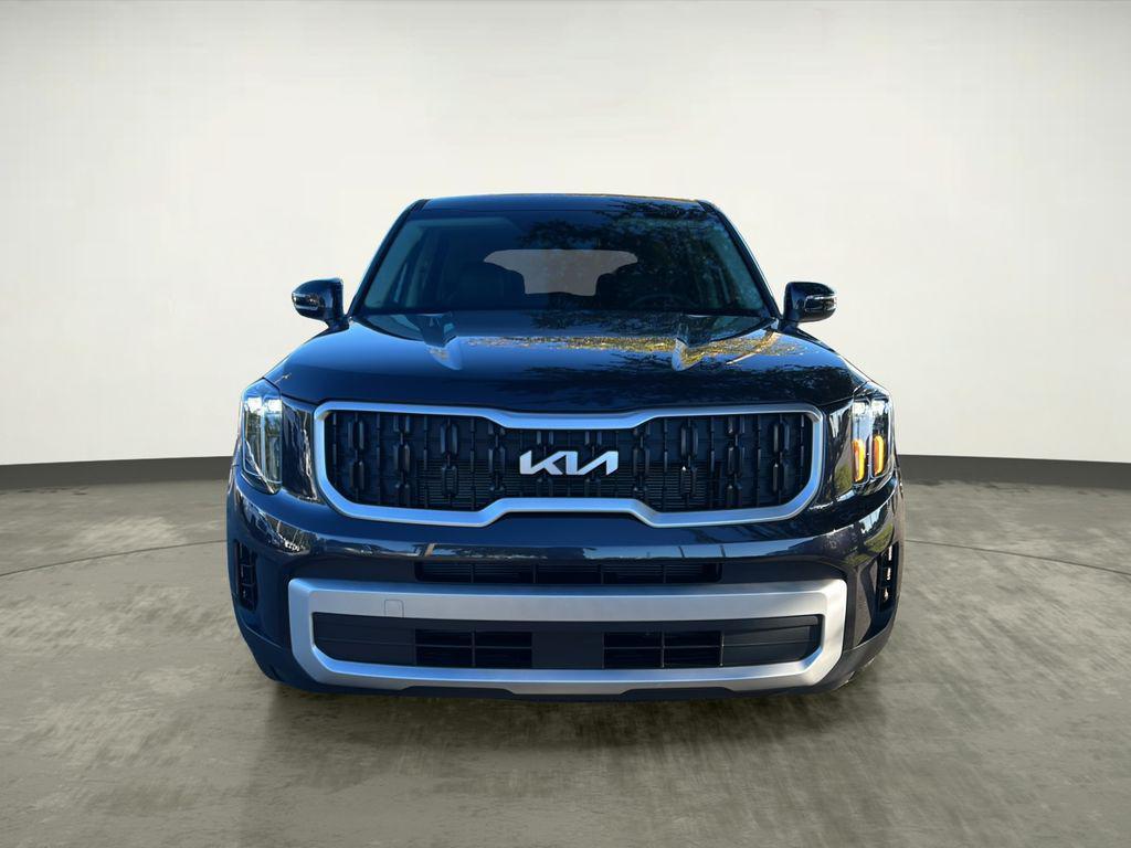 used 2025 Kia Telluride car, priced at $34,122
