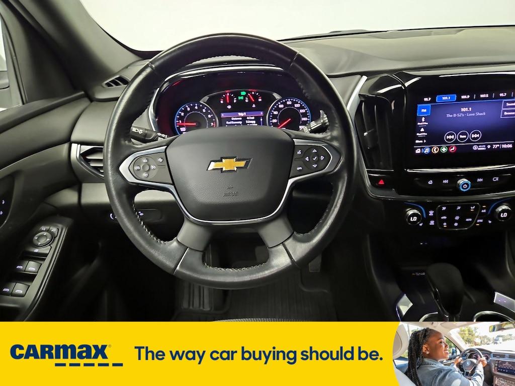 used 2022 Chevrolet Traverse car, priced at $31,998