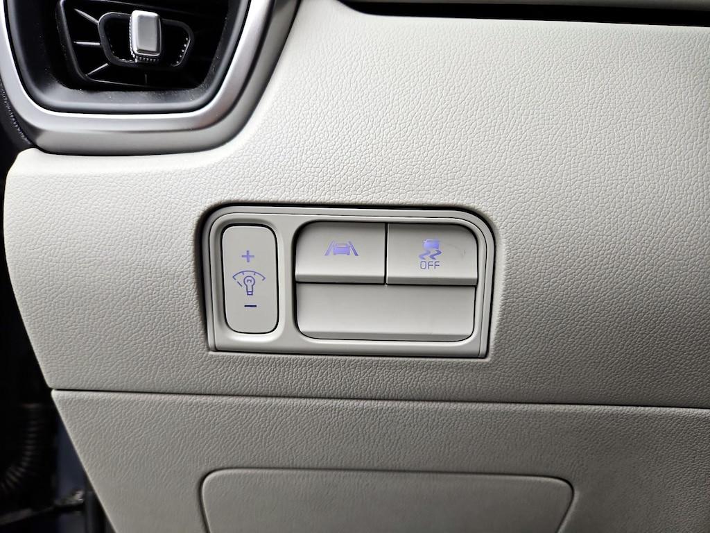 used 2022 Kia Sorento car, priced at $30,998