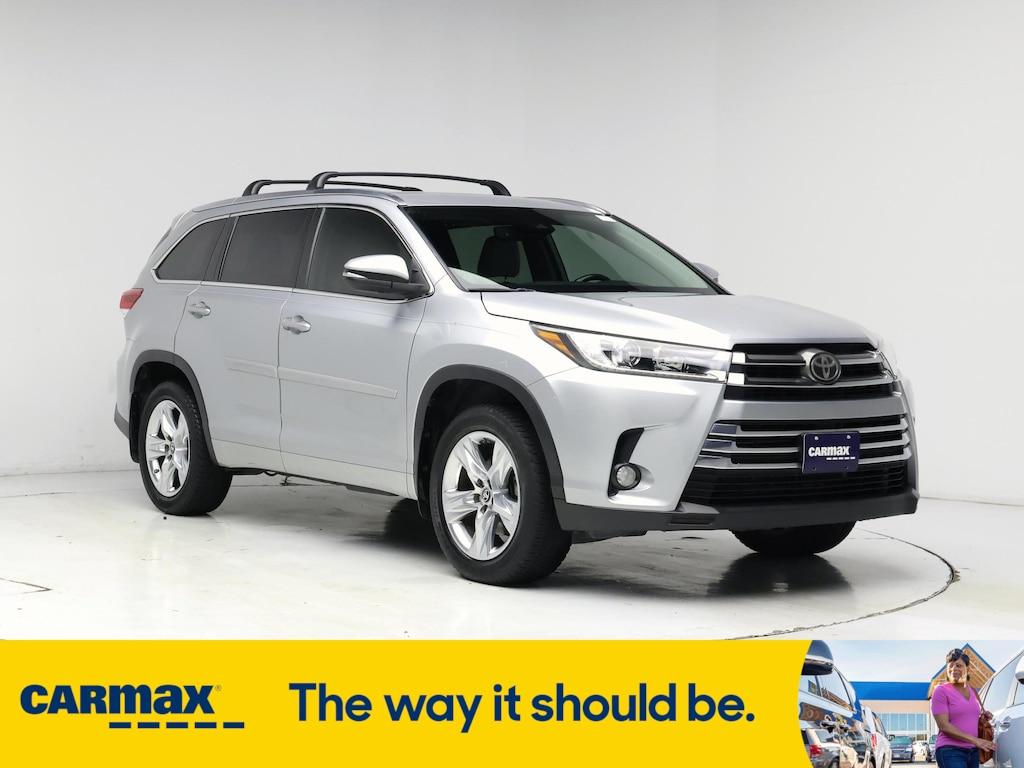 used 2018 Toyota Highlander car, priced at $26,998
