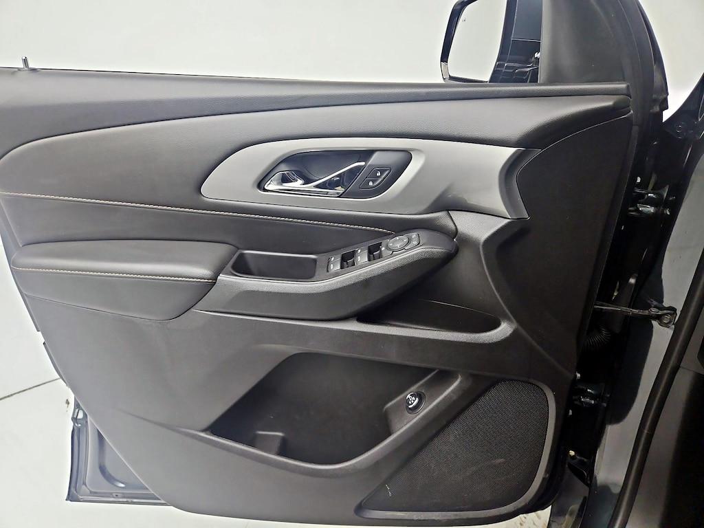 used 2018 Chevrolet Traverse car, priced at $23,998