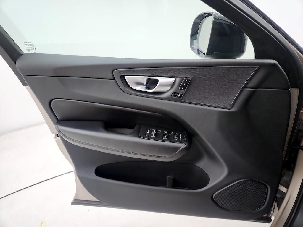 used 2025 Volvo XC60 car, priced at $33,998