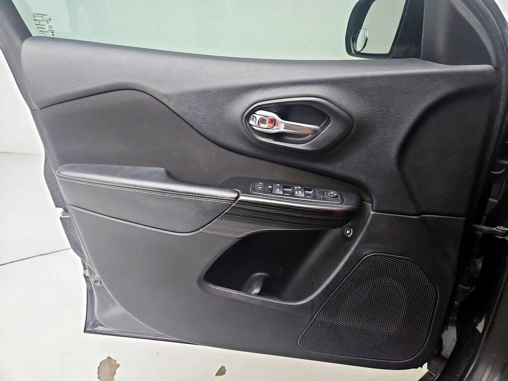 used 2015 Jeep Cherokee car, priced at $14,998