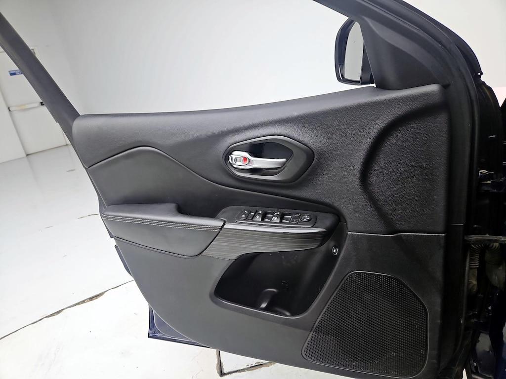used 2016 Jeep Cherokee car, priced at $16,998