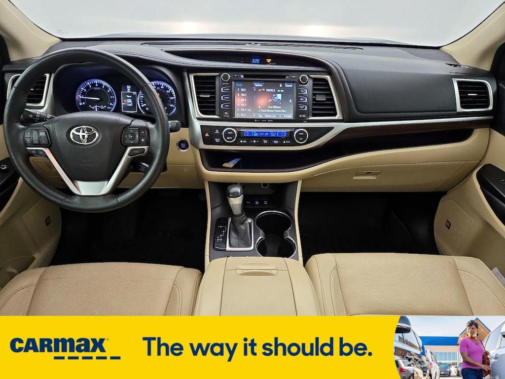 used 2016 Toyota Highlander car, priced at $22,998