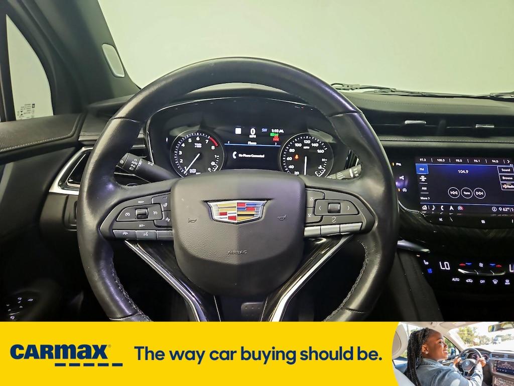 used 2020 Cadillac XT6 car, priced at $27,998