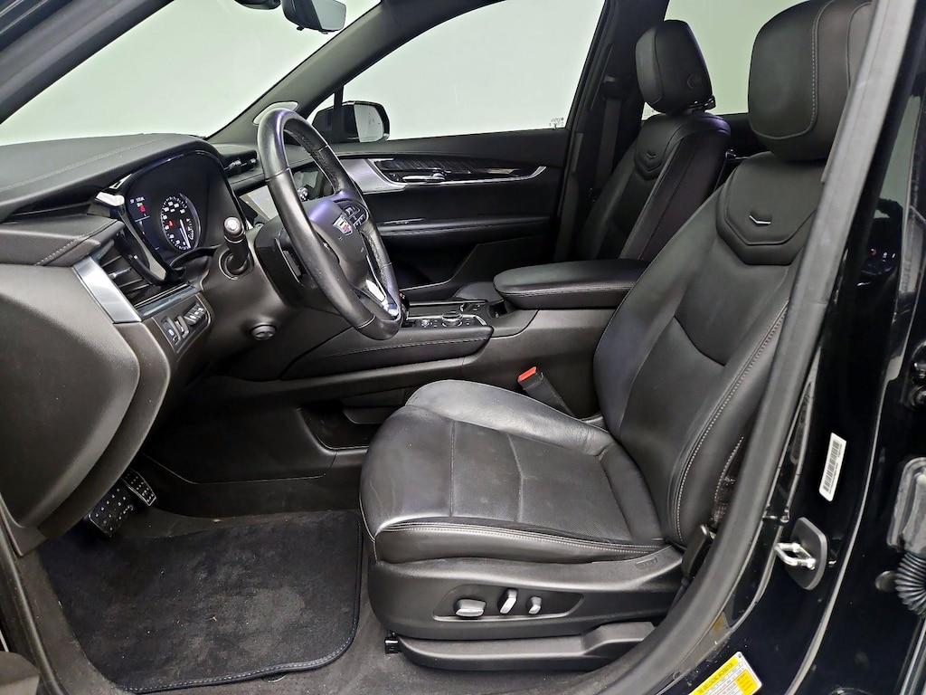 used 2020 Cadillac XT6 car, priced at $27,998