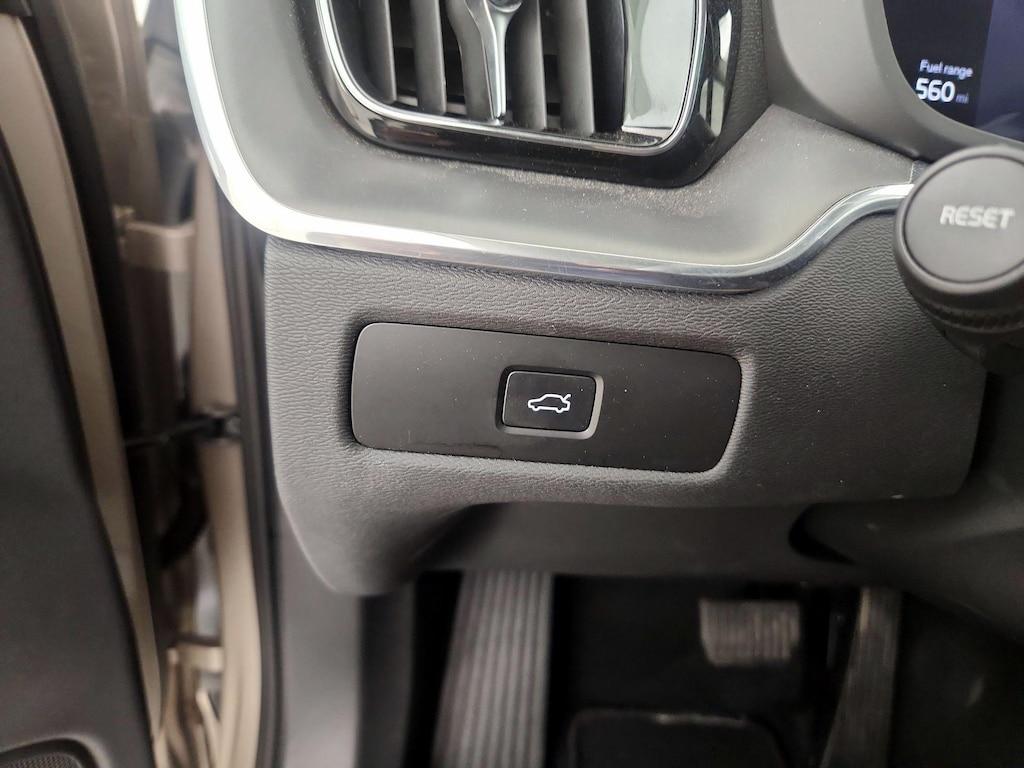 used 2025 Volvo XC60 car, priced at $32,998