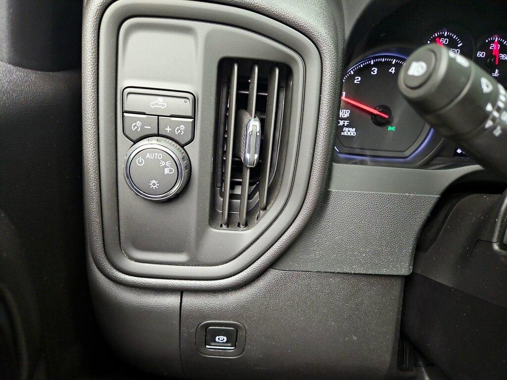 used 2024 Chevrolet Silverado 1500 car, priced at $37,998