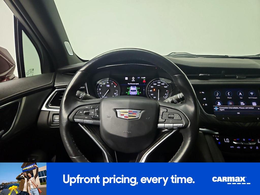 used 2022 Cadillac XT6 car, priced at $33,998