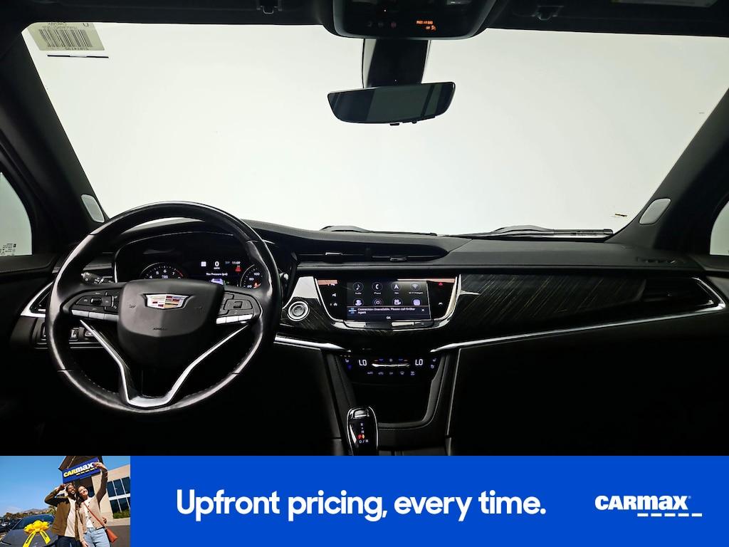 used 2022 Cadillac XT6 car, priced at $33,998
