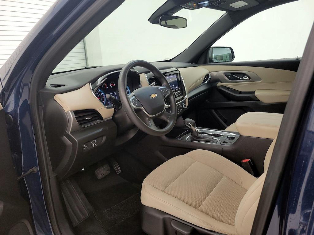 used 2023 Chevrolet Traverse car, priced at $30,998