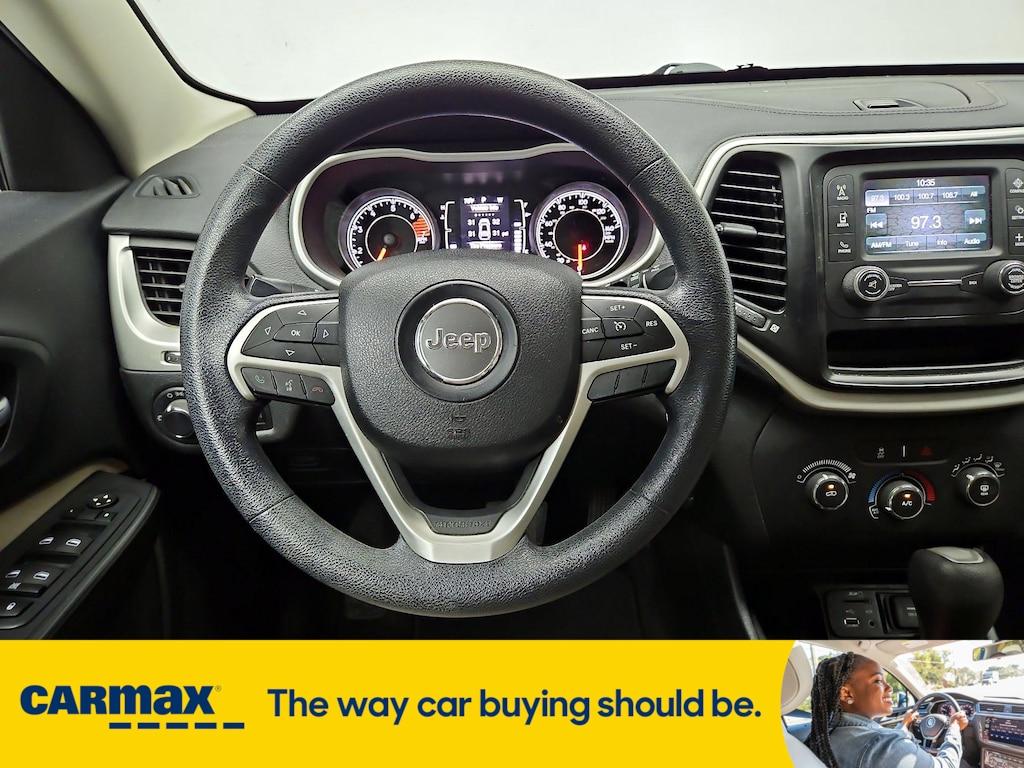 used 2016 Jeep Cherokee car, priced at $13,998