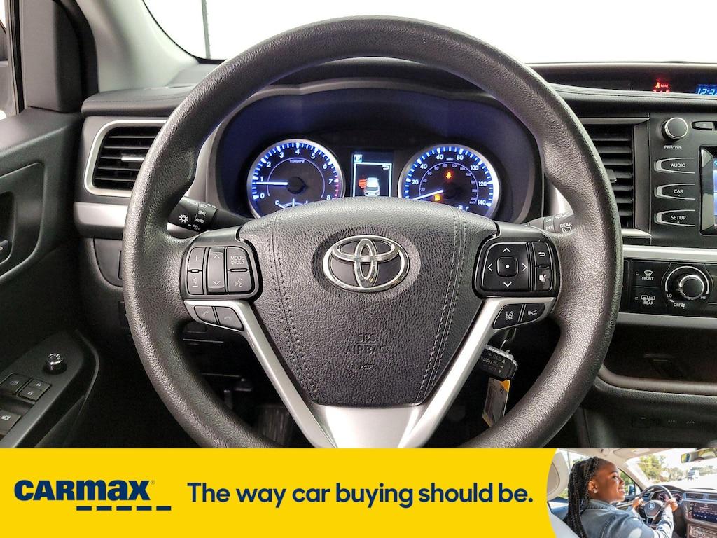 used 2019 Toyota Highlander car, priced at $24,998