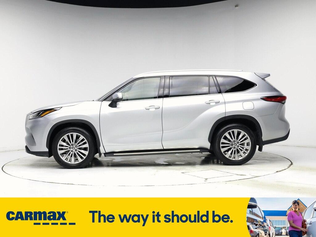 used 2023 Toyota Highlander car, priced at $45,998