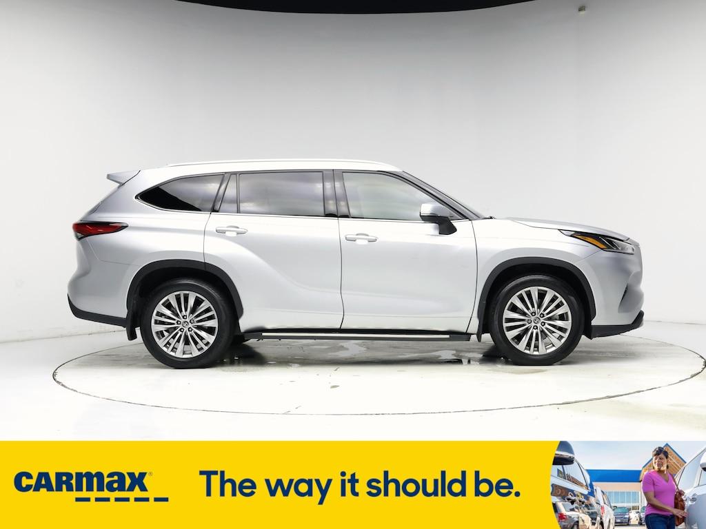 used 2023 Toyota Highlander car, priced at $45,998