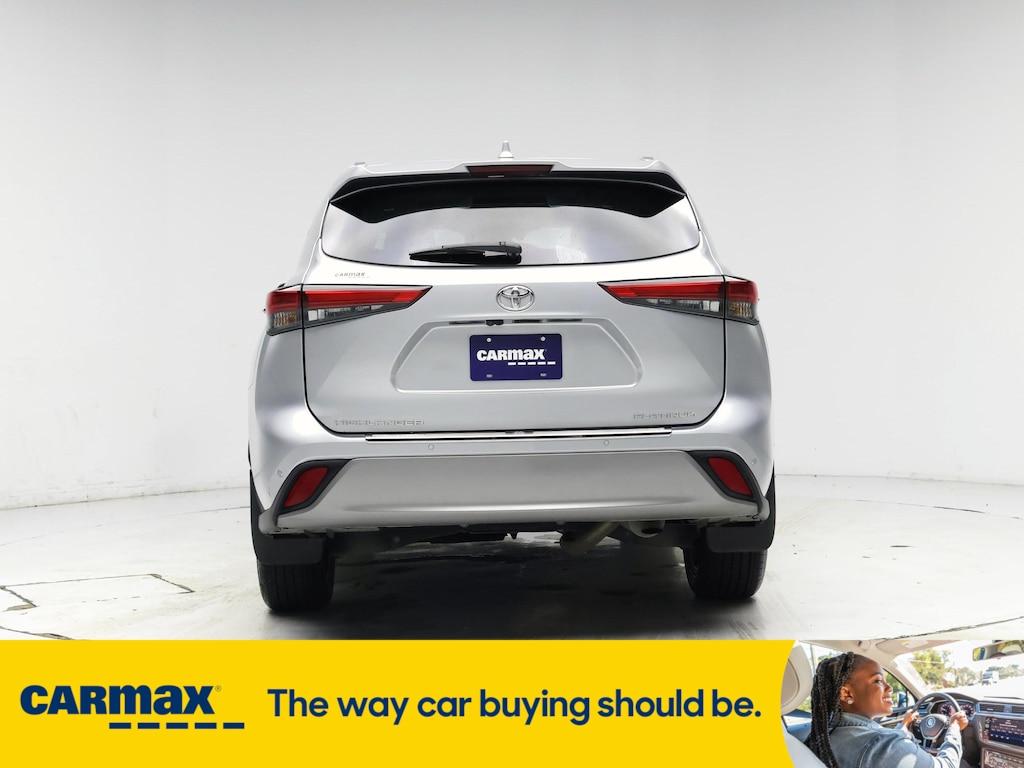used 2023 Toyota Highlander car, priced at $45,998