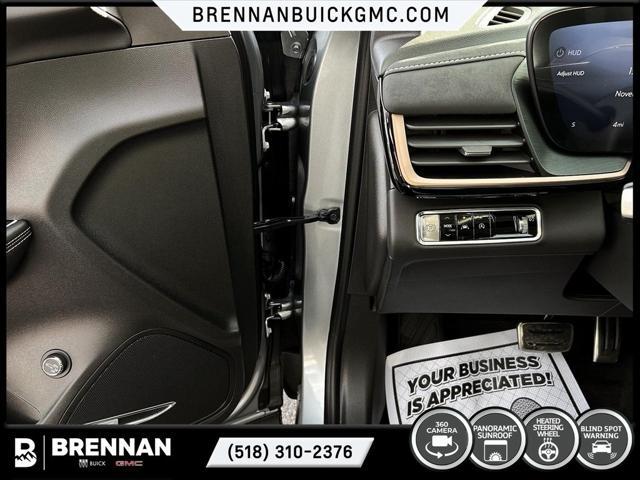 new 2025 Buick Envision car, priced at $43,235