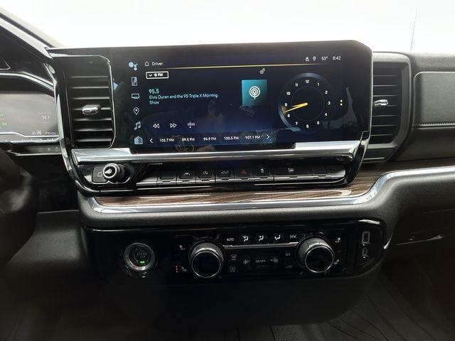 used 2024 Chevrolet Silverado 1500 car, priced at $42,115