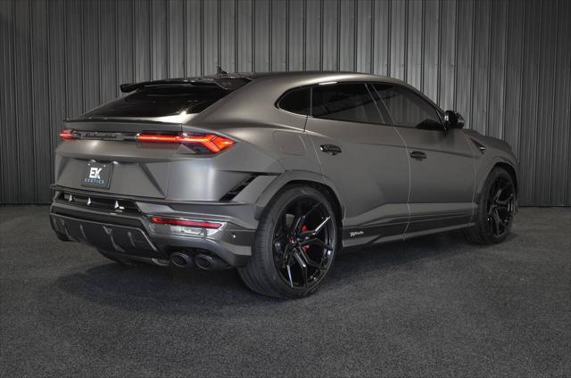 used 2024 Lamborghini Urus car, priced at $368,999