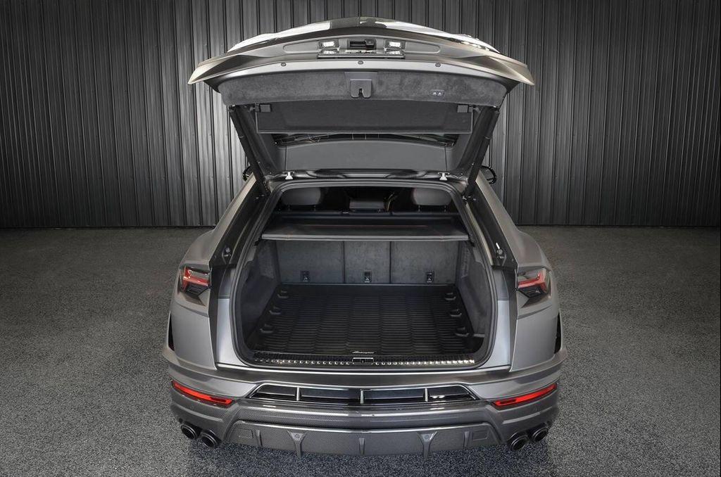 used 2024 Lamborghini Urus car, priced at $349,995