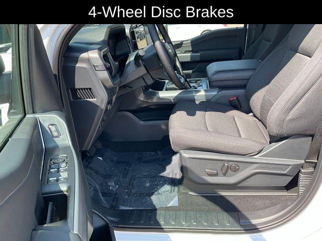 new 2025 Ford F-150 car, priced at $52,904