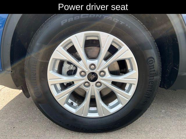 used 2023 Ford Escape car, priced at $27,998