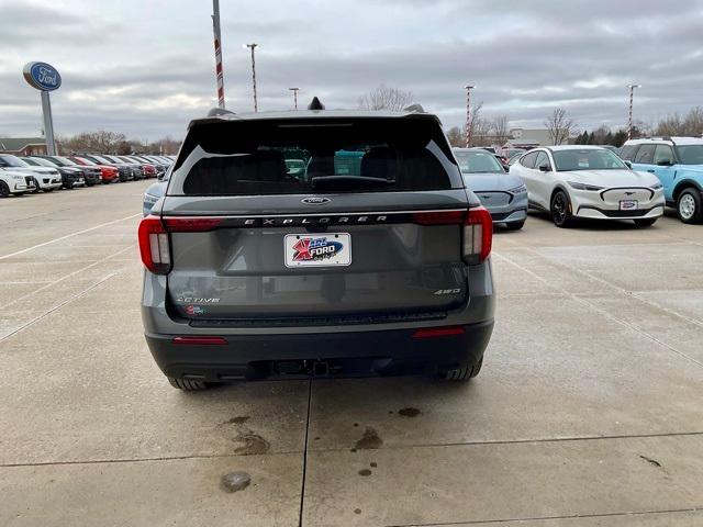 new 2025 Ford Explorer car, priced at $40,993