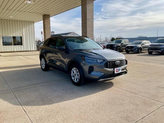 new 2025 Ford Escape car, priced at $32,617