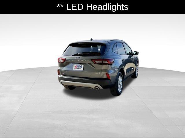 new 2025 Ford Escape car, priced at $33,617