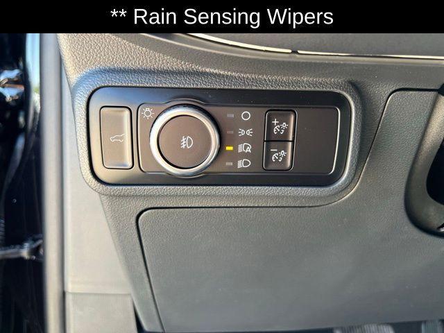 new 2025 Ford Explorer car