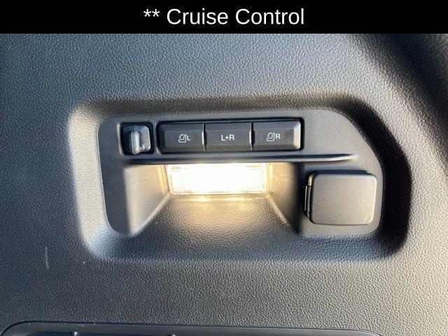 new 2025 Ford Explorer car